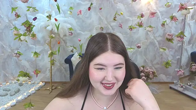 Snapshot of NicoleFoxery chatting on 7, 5, 2026 NicoleFoxery online show from 7, 5, 2026