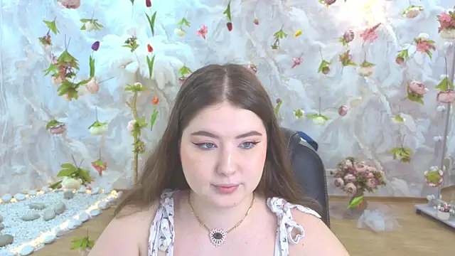 Snapshot of NicoleFoxery chatting on 20, 5, 2026 NicoleFoxery online show from 20, 5, 2026