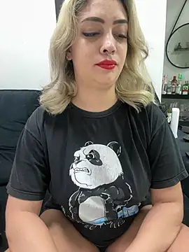 Snapshot of NathFox chatting on 15, 12, 2024 NathFox online show from 15, 12, 2024