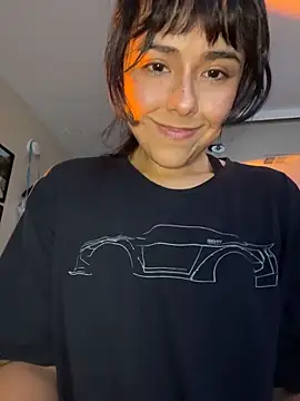 Evie-Luna online show from 24, 11, 2025