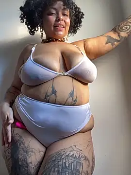 Snapshot of PrincessLauren420 chatting on 21, 9, 2025 PrincessLauren420 online show from 21, 9, 2025