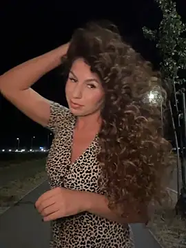 Marilyn La Rose online show from 6, 8, 2026