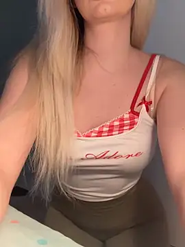 mollyxxx online show from 27, 2, 2026