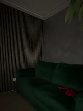 RockQueen A online show from 11, 3, 2025