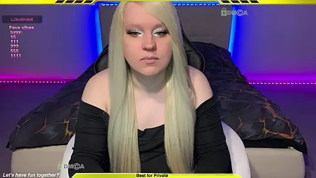 Snapshot of camsmiley chatting on 21, 4, 2026 camsmiley online show from 21, 4, 2026