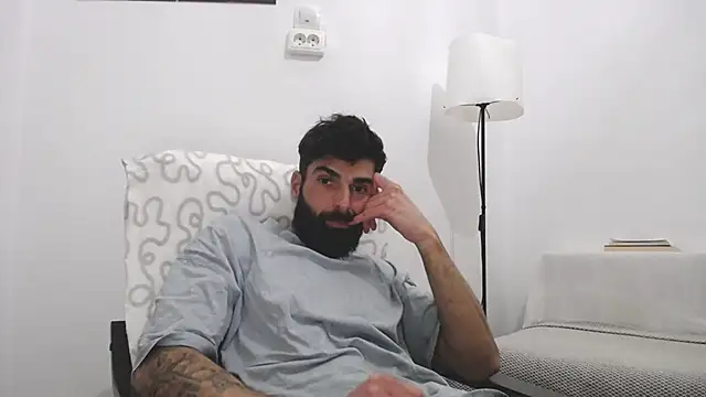 Snapshot of Verycutex chatting on 7, 3, 2025 Verycutex online show from 7, 3, 2025