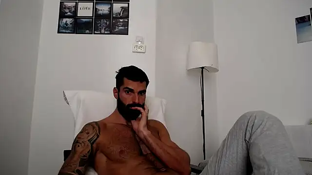 Snapshot of Verycutex chatting on 28, 9, 2025 Verycutex online show from 28, 9, 2025