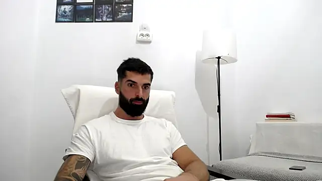 Snapshot of Verycutex chatting on 7, 10, 2025 Verycutex online show from 7, 10, 2025