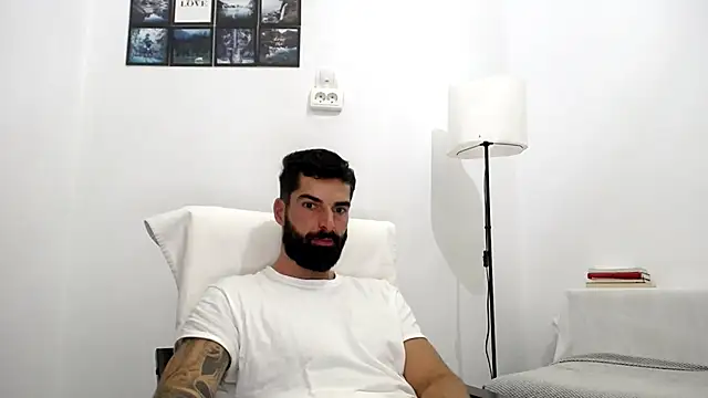 Snapshot of Verycutex chatting on 17, 10, 2025 Verycutex online show from 17, 10, 2025