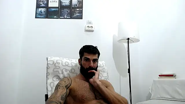 Snapshot of Verycutex chatting on 28, 10, 2025 Verycutex online show from 28, 10, 2025