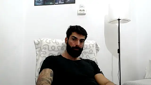 Snapshot of Verycutex chatting on 19, 11, 2025 Verycutex online show from 19, 11, 2025