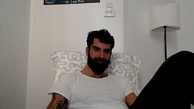 Snapshot of Verycutex chatting on 24, 11, 2025 Verycutex online show from 24, 11, 2025