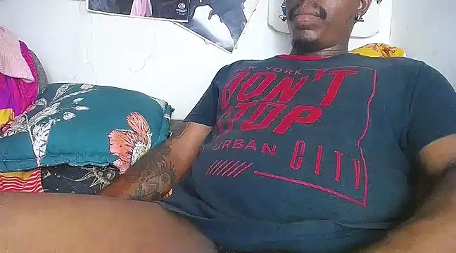 Snapshot of BlackRunning chatting on 14, 3, 2025 BlackRunning online show from 14, 3, 2025