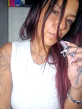 Snapshot of allyson22andy chatting on 24, 11, 2025 allyson22andy online show from 24, 11, 2025