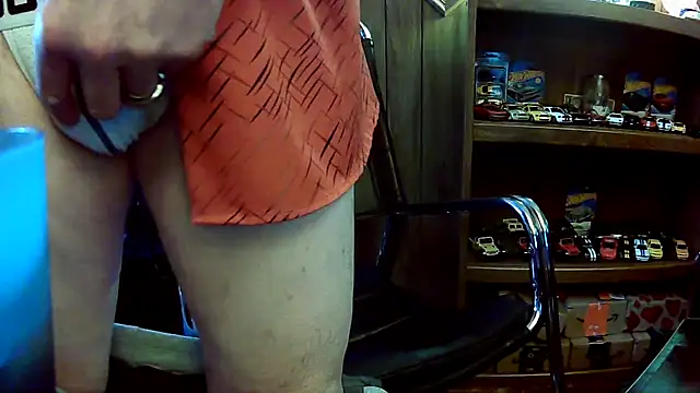 Snapshot of Makowboy chatting on 14, 2, 2026 Makowboy online show from 14, 2, 2026