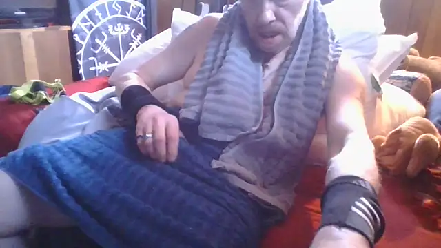 Snapshot of Makowboy chatting on 23, 2, 2026 Makowboy online show from 23, 2, 2026