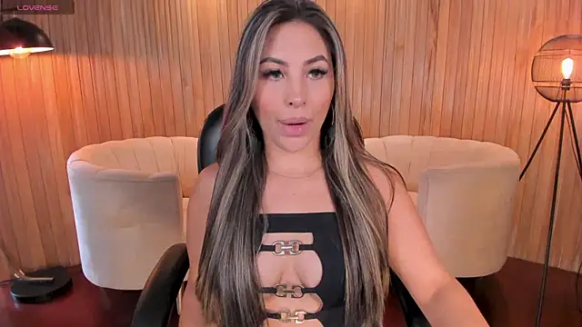 Snapshot of MiaRoberts1 chatting on 29, 1, 2025 MiaRoberts1 online show from 29, 1, 2025