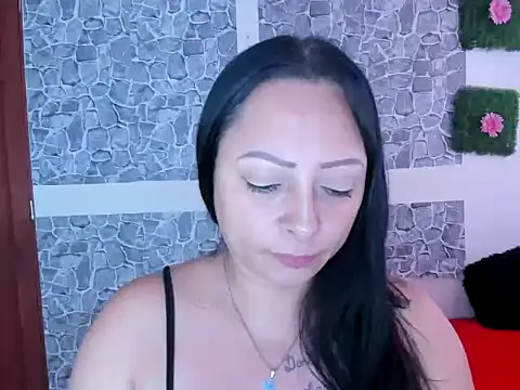 julybravo online show from 15, 10, 2025