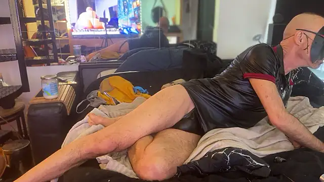 Snapshot of Sportparis4 chatting on 24, 11, 2025 Sportparis4 online show from 24, 11, 2025