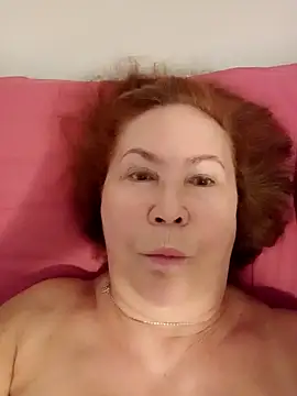 Hottie-Mom online show from 14, 9, 2025