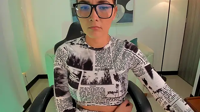 SaraParker  online show from 30, 11, 2025