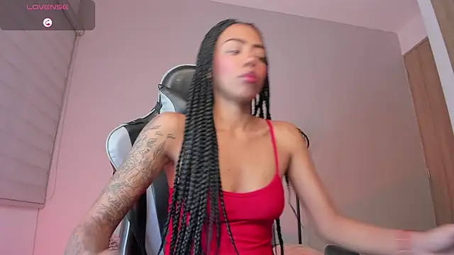 ashley 23  online show from 27, 3, 2026