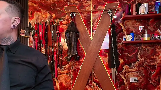 Snapshot of boy_n_girl chatting on 10, 9, 2025 boy n girl online show from 10, 9, 2025