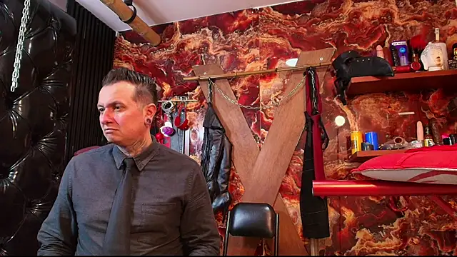 Snapshot of boy_n_girl chatting on 26, 11, 2025 boy n girl online show from 26, 11, 2025