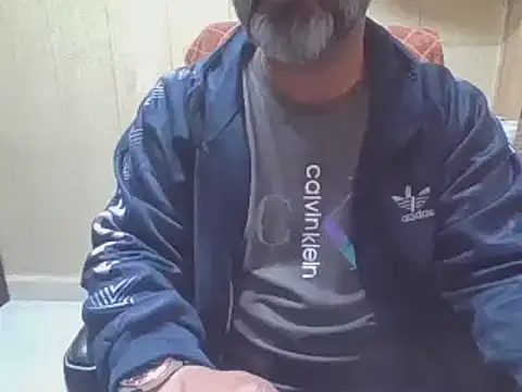 Snapshot of hairymaster95 chatting on 22, 2, 2026 hairymaster95 online show from 22, 2, 2026