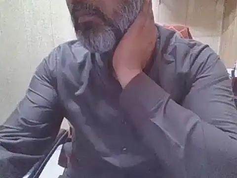 Snapshot of hairymaster95 chatting on 5, 3, 2026 hairymaster95 online show from 5, 3, 2026