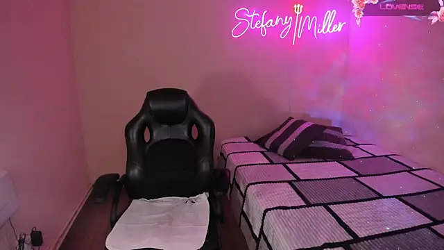 stefany miller77 online show from 22, 1, 2025