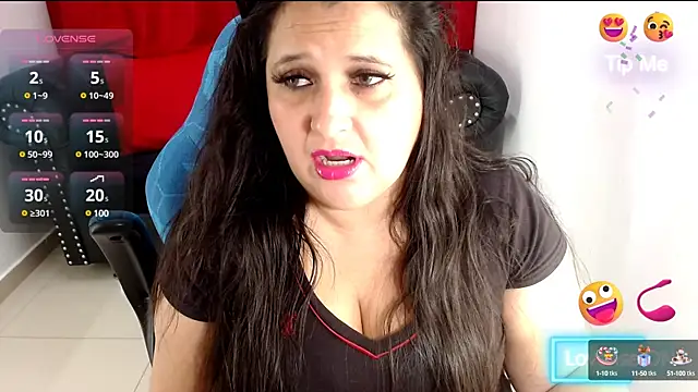 Kerly Doll online show from 4, 2, 2025