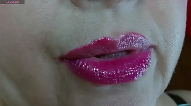 Kerly Doll online show from 15, 2, 2025