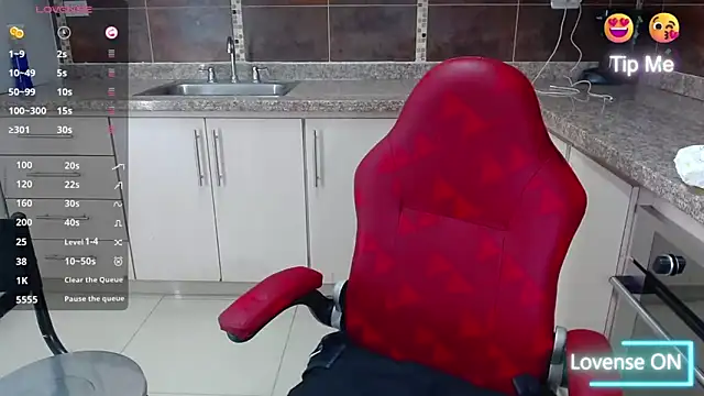 Kerly Doll online show from 2, 3, 2025