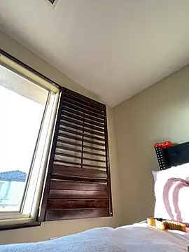 Snapshot of Cum2Charm chatting on 10, 2, 2025 Cum2Charm online show from 10, 2, 2025