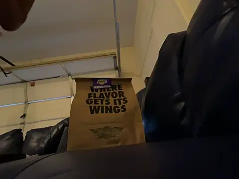 Snapshot of Cum2Charm chatting on 26, 2, 2025 Cum2Charm online show from 26, 2, 2025