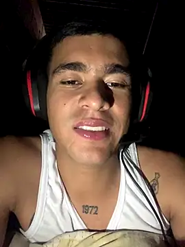 Yordy xx online show from 8, 9, 2025