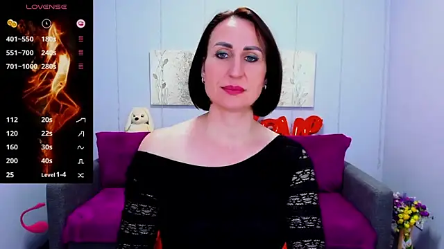 Nia Smithh online show from 21, 2, 2025