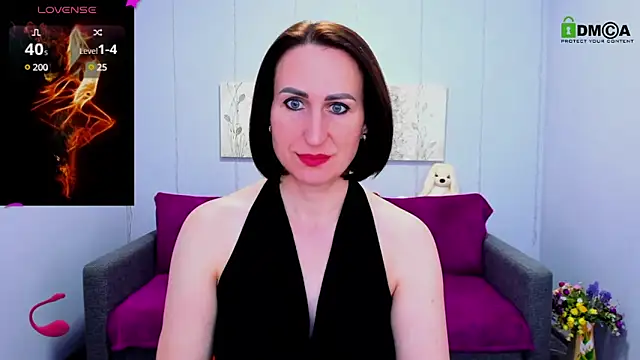 Nia Smithh online show from 5, 3, 2025