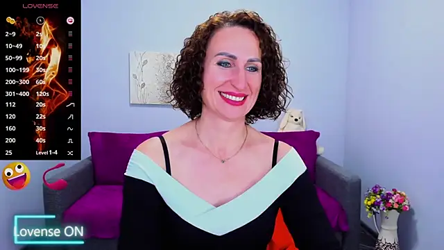 Nia Smithh online show from 7, 11, 2025