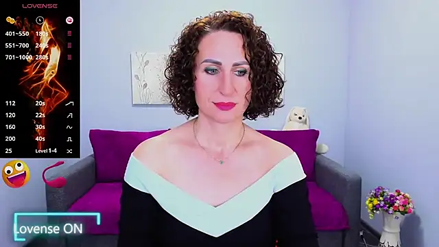 Nia Smithh online show from 13, 11, 2025