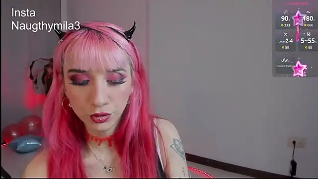 Snapshot of Sky_dominika_ chatting on 18, 11, 2025 Sky dominika online show from 18, 11, 2025