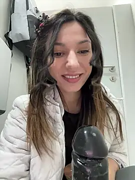  MiaQueen  online show from 17, 3, 2025