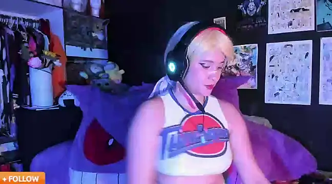 Emilythemachine online show from 13, 3, 2025