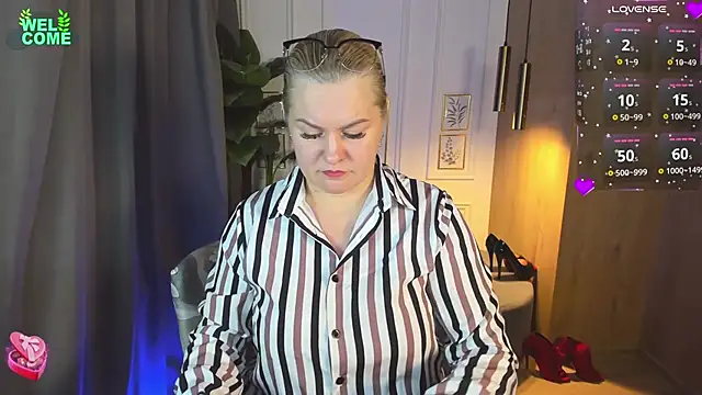 YolandaKiss online show from 20, 3, 2025