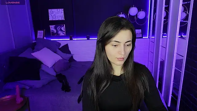 KylieMellow online show from 9, 3, 2025