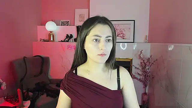 KylieMellow online show from 8, 10, 2025