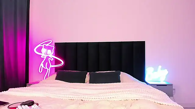 wow lovie online show from 12, 3, 2025