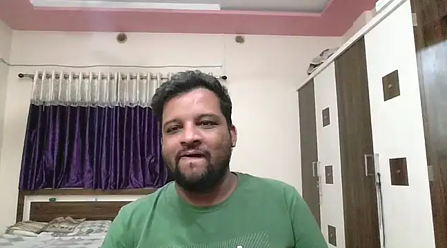 Snapshot of dhruv_love chatting on 7, 2, 2025 dhruv love online show from 7, 2, 2025