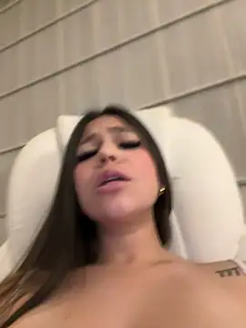 Alyshanon18 online show from 1, 3, 2025